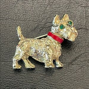 Vintage GERRYS Scottish Terrier Scottie Dog Green Rhinestone Brooch Gold Tone